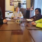 Parte de la reunión entre los responsables municipales de Gordón, Lena y Allande.
