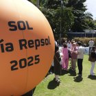 La Guía Repsol ha organizado este lunes un acto previo a la gala de entrega de los Soles Guía Repsol 2025 , donde han participado los cocineros con 3 Soles Guía Repsol, nuevos y veteranos. EFE/Alberto Valdés
