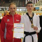 Marcos González, a la derecha, se proclamó campeón de España.