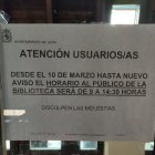 Cartel en la biblioteca de Padre Isla.