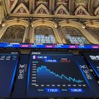 La bolsa española perdió este viernes el 5,83 %.