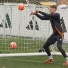 El portero leonés del Real Madrid Fran González, durante el entrenamiento de ayer.