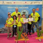 El alumnado del CRA Villacedré recoge la mención.