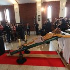 Viacrucis en el interior de la capilla de la Placa, ayer.