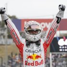 Max Verstappen sumó en Japón su victoria número 64.