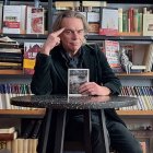 Gabriel Quindós, esta semana, en la librería Tula Varona, donde hoy presenta su nuevo libro 'La belleza de viajar' (Eolas).