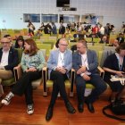 Paco Boya, en el centro, con los presidentes de la Diputación y el Consejo Comarcal del Bierzo y la responsable de Ciuden.