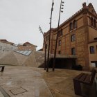 El edificio Araú se restauró con 6,5 M€ y sigue sin abrir desde hace diez años.
