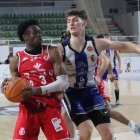 La Cultural ganó en la 1ª vuelta en El Toralín tras protagonizar una gran remontada.