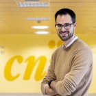 Los investigadores han descubierto que el aumento del cáncer colorrectal entre adultos jóvenes se podría deber a una infección bacteriana durante la niñez. En la imagen, el investigador español Marcos Díaz Gay, quien completó sus estudios de doctorado en la Universidad de California y en la actualidad dirige el Grupo de Genómica Digital del Centro Nacional de Investigaciones Oncológicas (CNIO). Imagen cedida por el CNIO