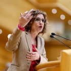 María Jesús Montero durante la sesión de control al Gobierno en el Senado.