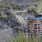 Las obras de sustitución de la cubierta de fibrocemento ya han comenzado.