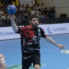 El central ademarista Rodrigo Pérez tiene muy complicado el volver a jugar esta temporada.