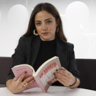 MADRID, 10/05/2025.- "Un aborto, 8.000 pesetas" es el título del libro que este sábado presenta la periodista Paula Boira, en el que repasa el sufrimiento y el miedo de las miles de mujeres que tuvieron que abortar en la clandestinidad durante el franquismo y los primeros años de la Transición y del que ha hablado con EFE.- EFE/Ballesteros