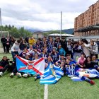 Celebración del ascenso de la Deportiva el pasado domingo en Ponferrada.