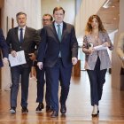 Alfonso Fernández Mañueco, ayer, a la llegada al pleno de las Cortes.