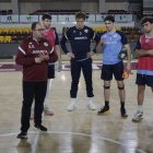 Dani Gordo, en un entrenamiento del Abanca Ademar en el Palacio de Deportes de León.