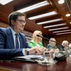 El ministro para la Transformación Digital y de la Función Pública y expresidente de Paradores de Turismo de España, Óscar López, comparece en la comisión sobre el ‘caso Koldo’, a 16 de mayo de 2025, en Madrid (España).