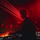 Uno de los Dj's que participa en las sesiones programadas por Botines.