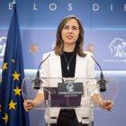 La portavoz de Podemos en el Congreso Ione Belarra durante una rueda de prensa anterior a la Junta de Portavoces, en el Congreso de los Diputados, a 20 de mayo de 2025, en Madrid (España).