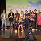 Las autoridades con los premiados, momentos antes de cerrar el telón hasta el ño que viene.