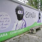 El mural feminista de León sufre una nueva vandalización.