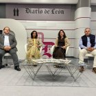 Participantes en la mesa redonda 'Ayuntamientos, promotores de nuestros productos'.