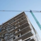 Un edificio en construcción.