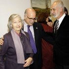 Elvira Ontañón con Alfredo Canal y Salvador Gutiérrez.