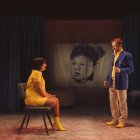 Los actores Patricia Estremera y Alfonso Mendiguchía protagonizan 'Paralelo 38'.