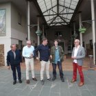 Miguel Pérez, Moreno, Alonso, Morán y Miguel Ángel Pérez, en el albergue.