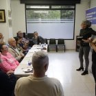 Personas sordas con intérprete de LSE.