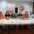 Un momento de la rueda de prensa ofrecida ayer por el comité de empresa de Azucarera de La Bañeza.