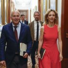 El portavoz del PP, Miguel Tellado junto a la diputada Cayetana Álvarez de Toledo.