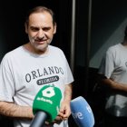 José Luis Ábalos realiza declaraciones a los medios de comunicación este martes.