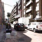 Alfonso V entra dentro del nuevo listado de calles con restricción al tráfico.
