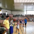 Los niños y las niñas recibieron las correspondientes medallas.