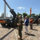 El alcalde visitó la instalaciones e hizo un recorrido por toda la muestra.