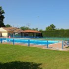 Las piscinas de Chozas de Abajo se encuentran en Cembranos.
