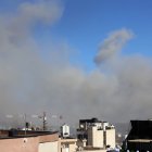 Humo de un ataque en Teherán.