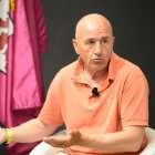 Castro Pinos aboga por la pesca sin muerte y cree que los ríos leoneses son fuente de vida.