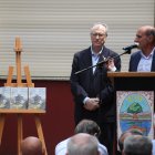 El presidente del CIT de Santa Marina, Angel González,y el alcalde de Torebo, Vicente Mirón, en el festival de la carpa del año pasado.