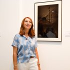 Virginia Morán ante su foto premiada.