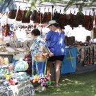 Los puestos son uno de lo grandes alicientes del Mercado Judío.