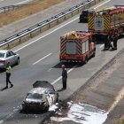 Un momento del incidente de tráfico ayer tarde.