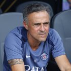 EAST RUTHERFORD (United States), 13/07/2025.- Head coach Luis Enrique of PSG looks on ahead of the FIFA Club World Cup 2025 Final match between Chelsea FC and Paris Saint-Germain, in East Rutherford, New Jersey, USA, 13 July 2025. (Mundial de Fútbol) EFE/EPA/CJ GUNTHER