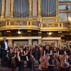 Manuel Alejandre, dirigiendo la Orquesta Sinfónica de Ponferrada en Viena.