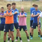Primeras evoluciones de los futbolistas del conjunto deportivista en el Jesús Tartilán, entre ellos, Sergio Benito.