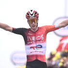 Arensman triunfa en la etapa de Superbagnères y Pogacar sigue líder.