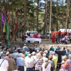 El desfile de pendones de la fiesta comarcal de La Cepeda en la misa en una foto de archivo.